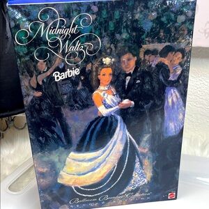 BARBIE 1996 Midnight Waltz Barbie